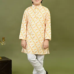 BT DEZINES Boys Bandhani Printed Mandarin Collar Straight Kurta With Pyjamas-image-92