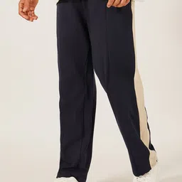 Styli Men Side Contrast Open Hem Zipper Pocket Relaxed Fit Joggers-image-66