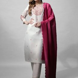 BAPS Floral Embroidered Notched Neck Cotton Blend Kurta With Trousers & Dupatta-33