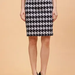 Frolic Rolic Printed Pencil Skirt-image-63