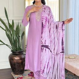 THE52 Women Floral Embroidered Regular Kurta with Trousers & With Dupatta Kurta Sets-picture-18