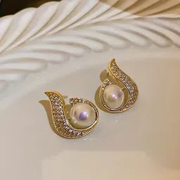 VAGHBHATT Gold-Plated Pearls Beaded and Crystals Studded Teardrop Shaped Studs-14