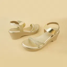 Ozuri Party Block Sandals image 4