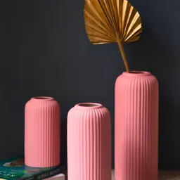 WEAVING HOMES Set Of 3 Pink  Ribbed Flower Vases-image-45