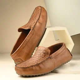 CARLO ROMANO Men Printed Leather Driving Shoes-image-17