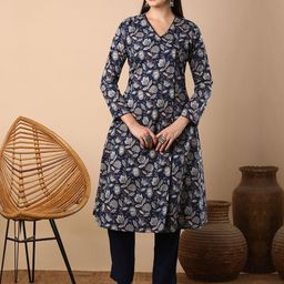 FASHOR Floral Printed Angrakha V-Neck Pure Cotton A-Line Flared Kurta-image-83