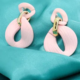 VAGHBHATT Chain Linked Classic Drop Earrings image 1