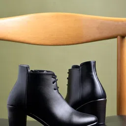 Shoetopia Girls Blocked Heel Regular Boots-image-12