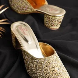 Dollphin Women Gold Heels-picture-18