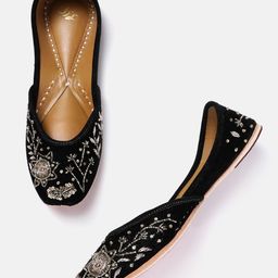 House of Pataudi Leather Embellished Ethnic Mojaris-40