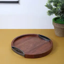 VarEesha StyleWood Round Serving Tray with Metal Handle - Set of 1-39