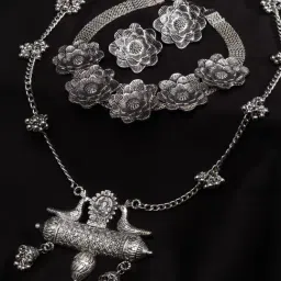 Panash Silver Plated Handcrafted Jewellery Set-image-19