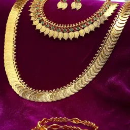 Zeneme Gold Plated Green Stone Studded Beaded Temple Jewellery Set-image-77