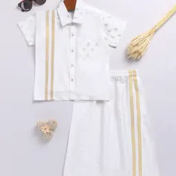 VASTRAMAY Boys White Self Design Kurta Set-picture-20