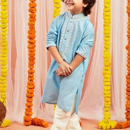 VASTRAMAY Boys Floral Yoke Design Regular Thread Work Kurta With Pyjama-5