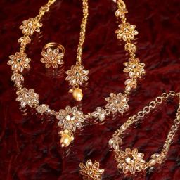 Zeneme Gold Plated Beige Kundan Studded Floral Jewellery Set-image-20