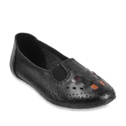 Mochi Women's Black Flat Ballets-image-39