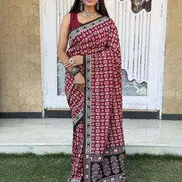 HERE&NOW Ajrak Block Zari Pure Cotton Block Print Saree-3