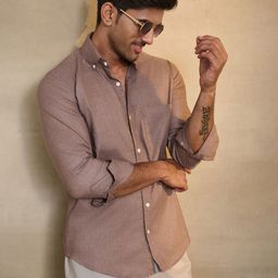 Uncluttered Closet Men Standard Fit Solid Button-Down Collar Cotton Casual Shirt-picture-40