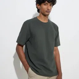 WES Casuals by Westside Olive Textured Relaxed-Fit Cotton-Blend T-Shirt-image-40