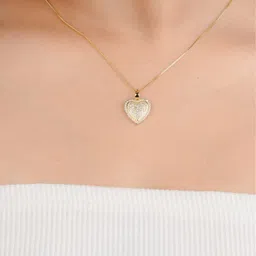 Zeraki Jewels Gold-Plated Heart Shaped Pendants with Chains-36