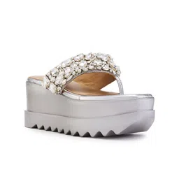 Anaar Women Embellished Sandals-picture-22