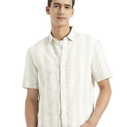 Levis Men Relaxed Fit Vertical Striped Spread Collar Casual Shirt-picture-40