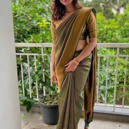 Visit Wear Woven Design Zari Pure Silk Banarasi Saree-picture-13