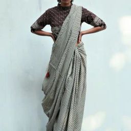 Chidiyaa Ivory Fly Me to Moon Kaleidoscope Hand Blockprinted Cotton Saree-image-81