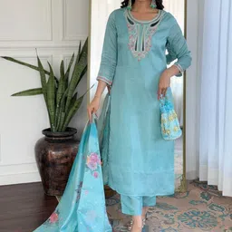 URMIR FASHION Women Floral Embroidered Regular Thread Work Kurta with Trousers & With Dupatta-picture-12