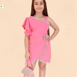 Cutecumber Woven One Shoulder Flutter Sleeves Sequins Embellished & Bow Applique Detailed Dress With Sling Bag Set - Coral Pink-image-5