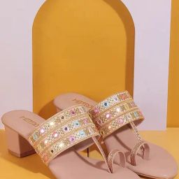 Metro Women's Pink Toe Ring Sandals-image-76