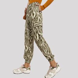 Marie Claire Green & Off White High Rise Relaxed Fit Joggers-image-68
