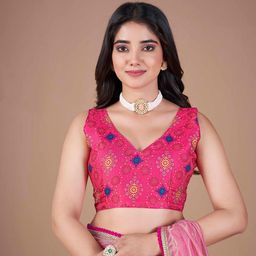 Ethnielle Embroidered Net Saree image 4