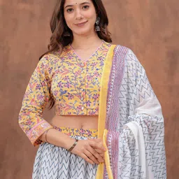 PARTHVI Printed Block Print Ready to Wear Lehenga & Blouse With Dupatta image 3