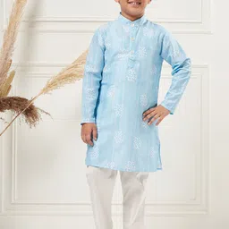 Stylo Bug Boys Bandhani Printed Regular Kurta with Trousers-34
