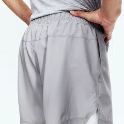H&M Double-Layered Sports Shorts In DryMove image 5