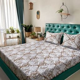 KLOTTHE Brown & Off White Printed Pure Cotton 400 TC King Bedsheet Set 2.7 m x 2.7 m-15