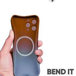 QRIOH Solid Gradient iPhone 15 Pro Max Back Case with Magsafe image 5