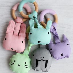 Little Rawr Wood & Silicon Teether with Soft Toy - Lion image 5