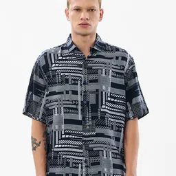 Snitch Abstract Printed Spread Collar Boxy Casual Shirt-image-61