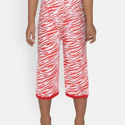 SINI MINI Girls Off-White & Red Printed Regular Fit Capris-image-87