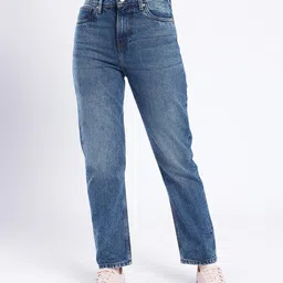 glitchez Women Timeless Classic Straight Fit Light Fade Jeans-picture-45