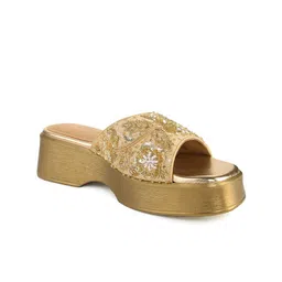 Anaar Women Embellished Wedge Heel Sandals with Ethnic - Embellished-image-33
