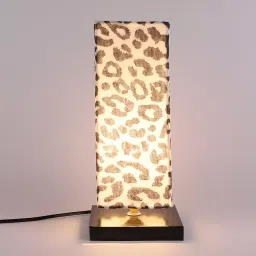 Tucasa TC-01 304.8 mm (12 Inch) Leopard Print Table Lamp with Metal Base-29