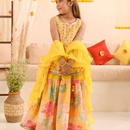 Pspeaches Sleeveless Floral Printed Kurta With Lace Embellished Sharara Set - Yellow-picture-11