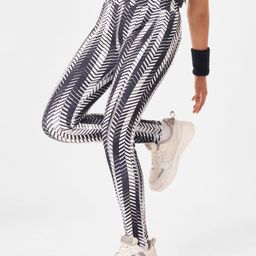 Pine Active Full Length Super Stretch Leggings Chevron Print - White & Black-image-85