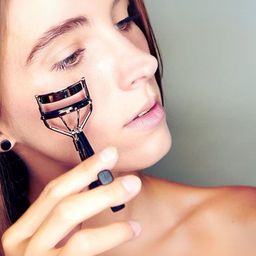 Basicare Set Of 2 3D False Eyelashes With Eyelash Curler image 2