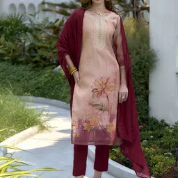 PEENGAX Women Floral Printed Kurta with Trousers & Dupatta-image-87