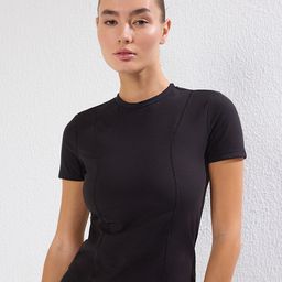 Trendyol Women Solid Round Neck T-shirt-picture-38